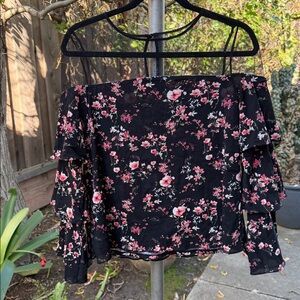 White House Black Market Women's Shirt Floral Tiered Sleeve Mesh Neck